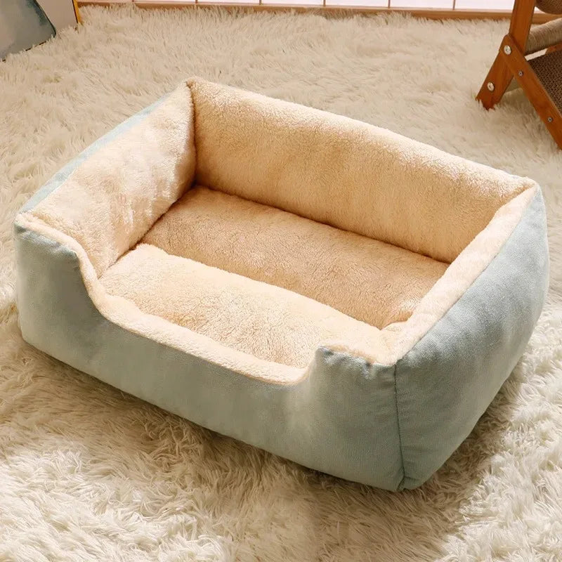Coussin rectangulaire en peluche