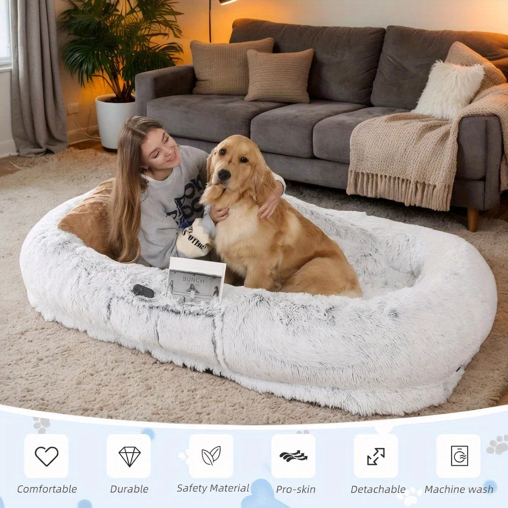 Lit géant pour chien et maître, fausse fourrure