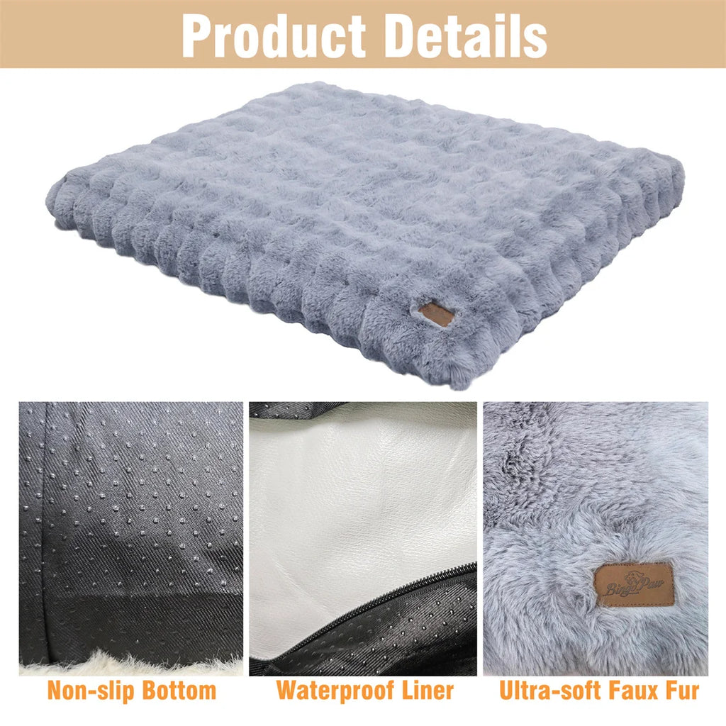 Coussin épais en fausse fourrure, déhoussable