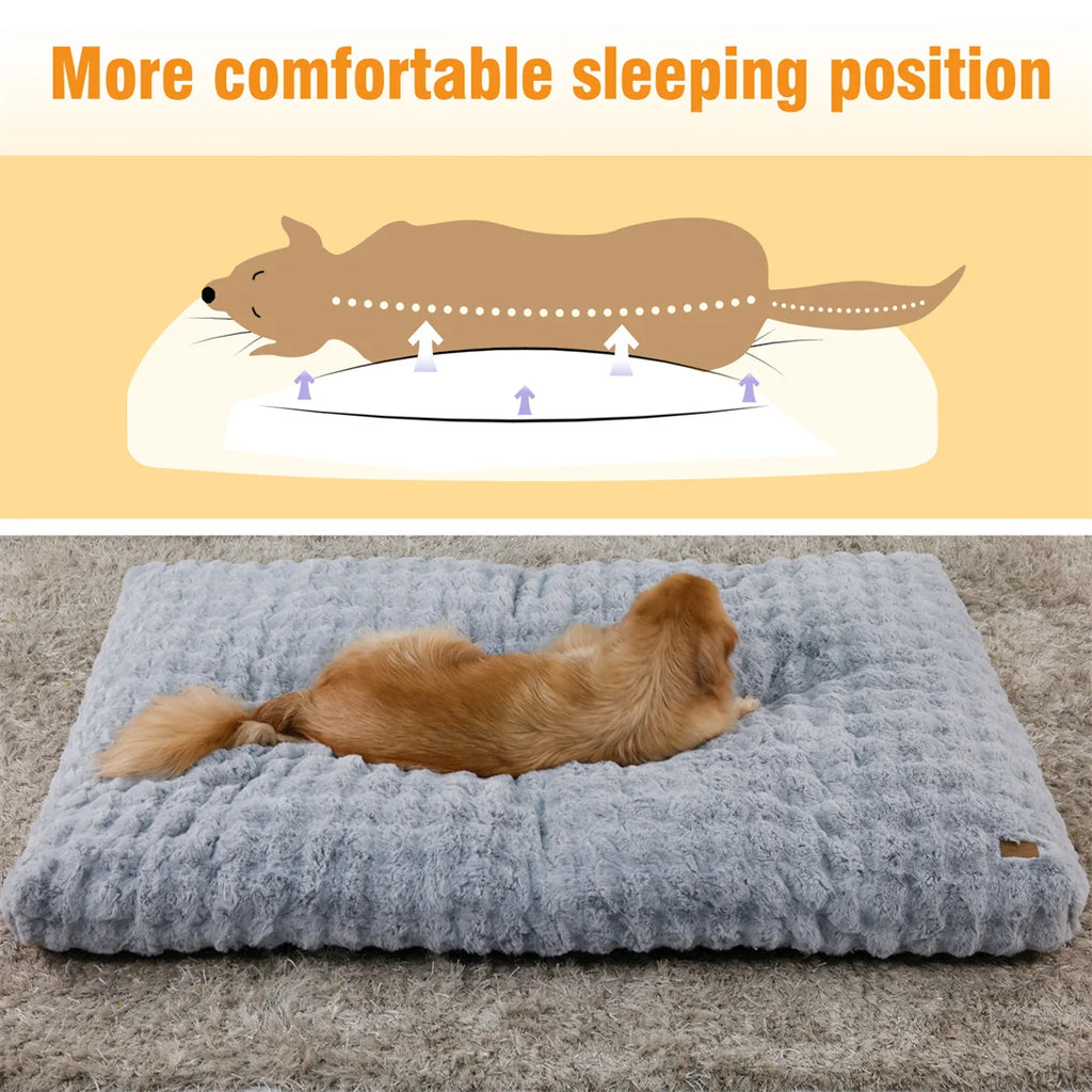 Coussin épais en fausse fourrure, déhoussable